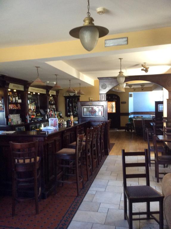 Achill Sound Hotel - Ostan Ghob A'Choire Dış mekan fotoğraf