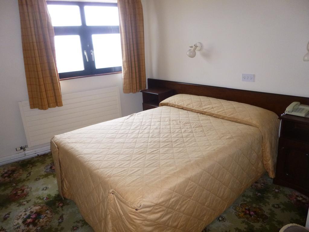 Achill Sound Hotel - Ostan Ghob A'Choire Dış mekan fotoğraf