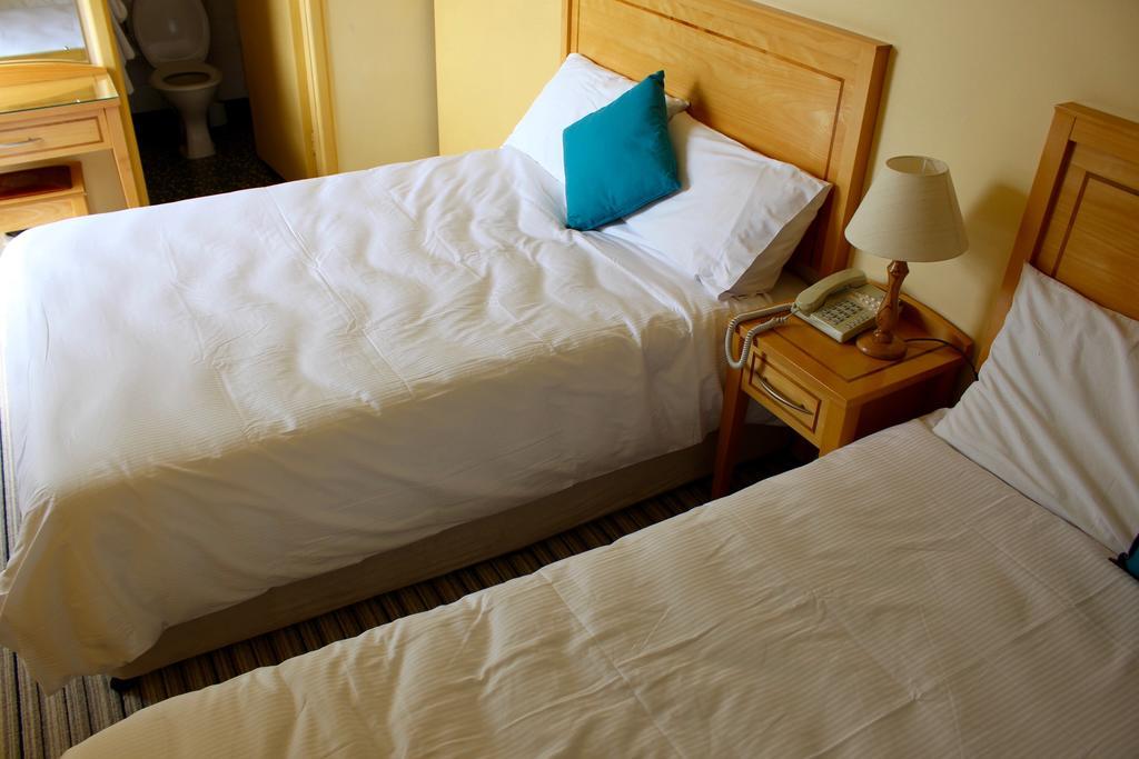 Achill Sound Hotel - Ostan Ghob A'Choire Dış mekan fotoğraf